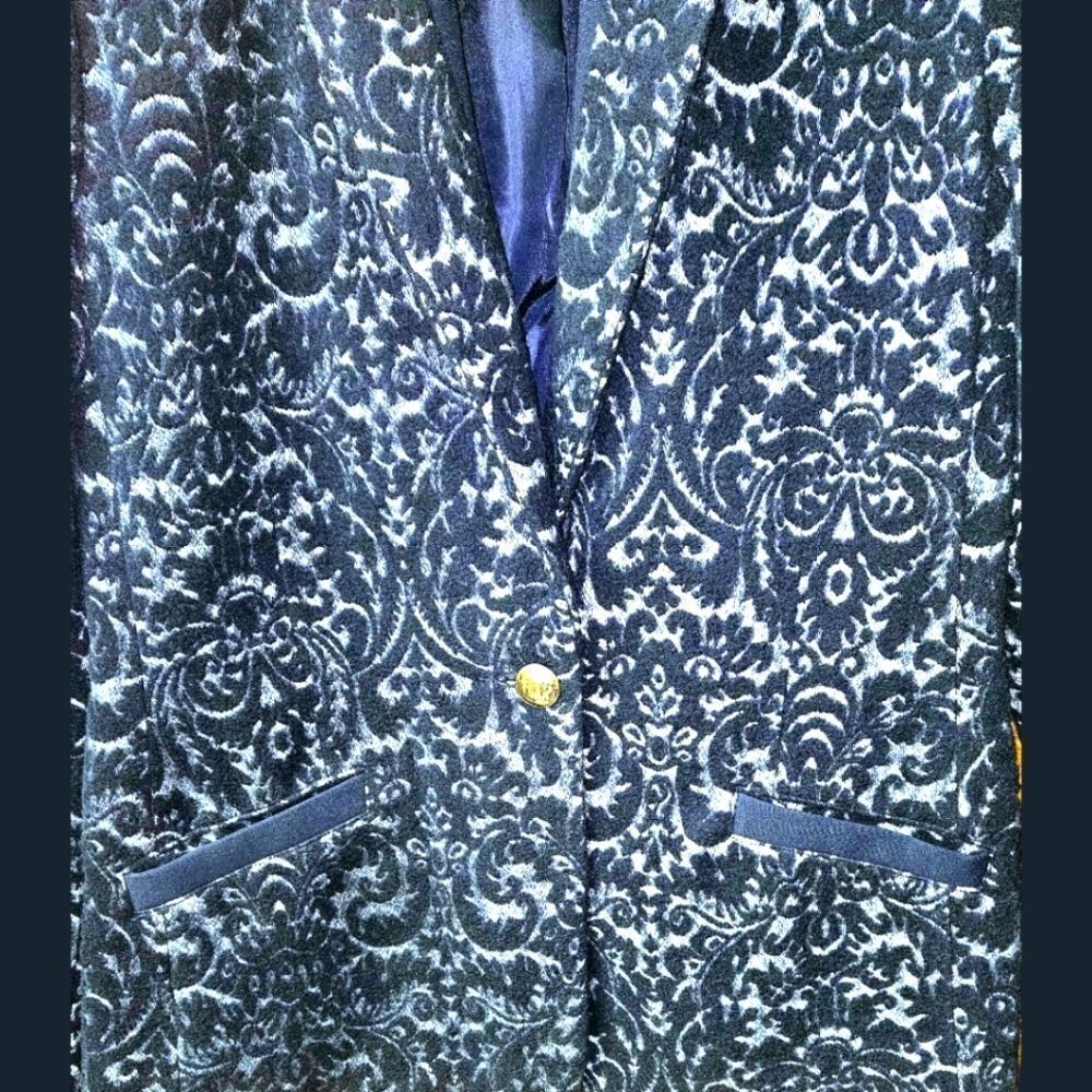 LIKEβNEW CABI Women's Soft Floral Blue & Gray Blazer. - Picture 5 of 15